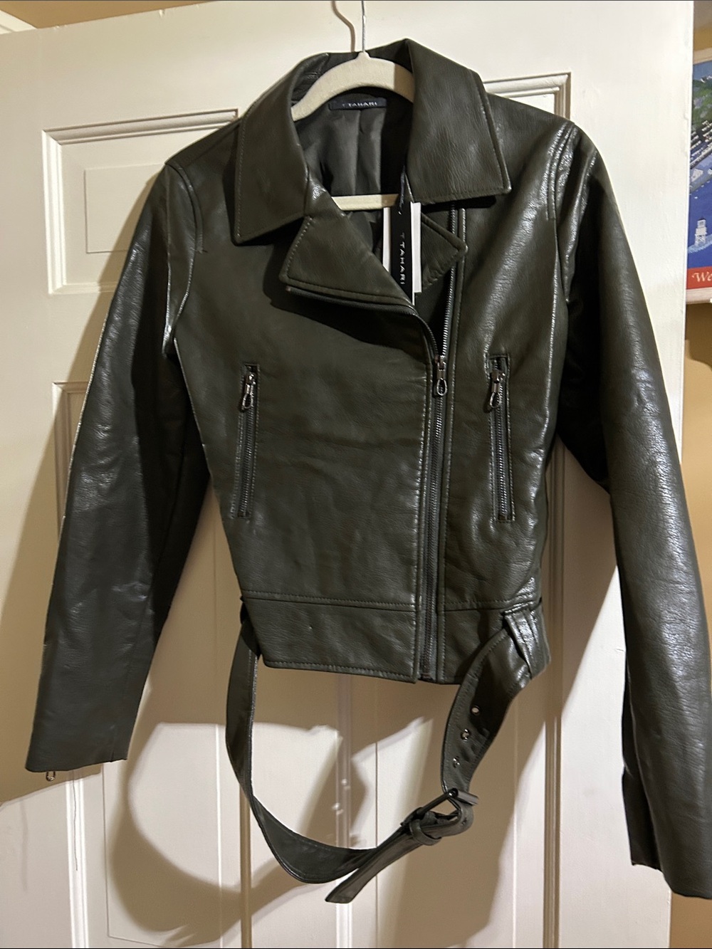 NWT T Tahari Olive Green Faux Leather Moto Jacket size small gorgeous supple!